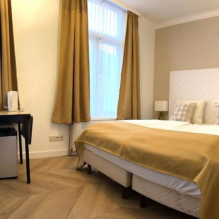 Hotel Van Oppen Зирикзе Экстерьер фото