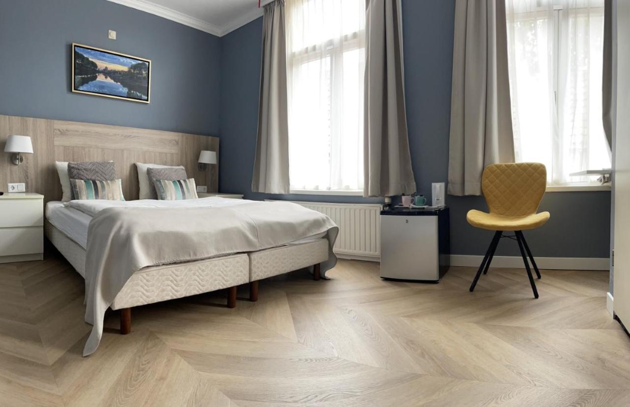 Hotel Van Oppen Зирикзе Экстерьер фото