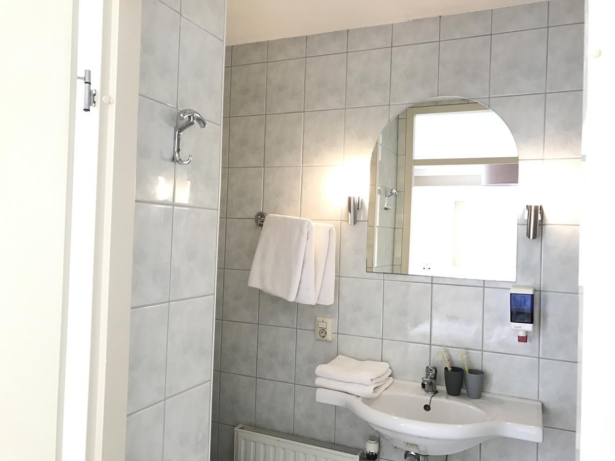 Hotel Van Oppen Зирикзе Экстерьер фото